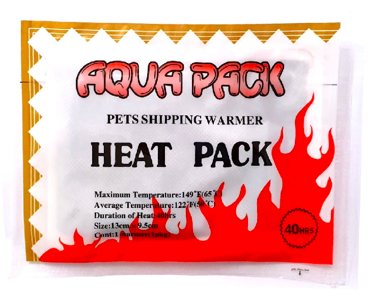 Une chaufferette-Heat Pack Aqua Pack blanche, orange et rouge avec des flammes, utile pour l'expédition des plantes