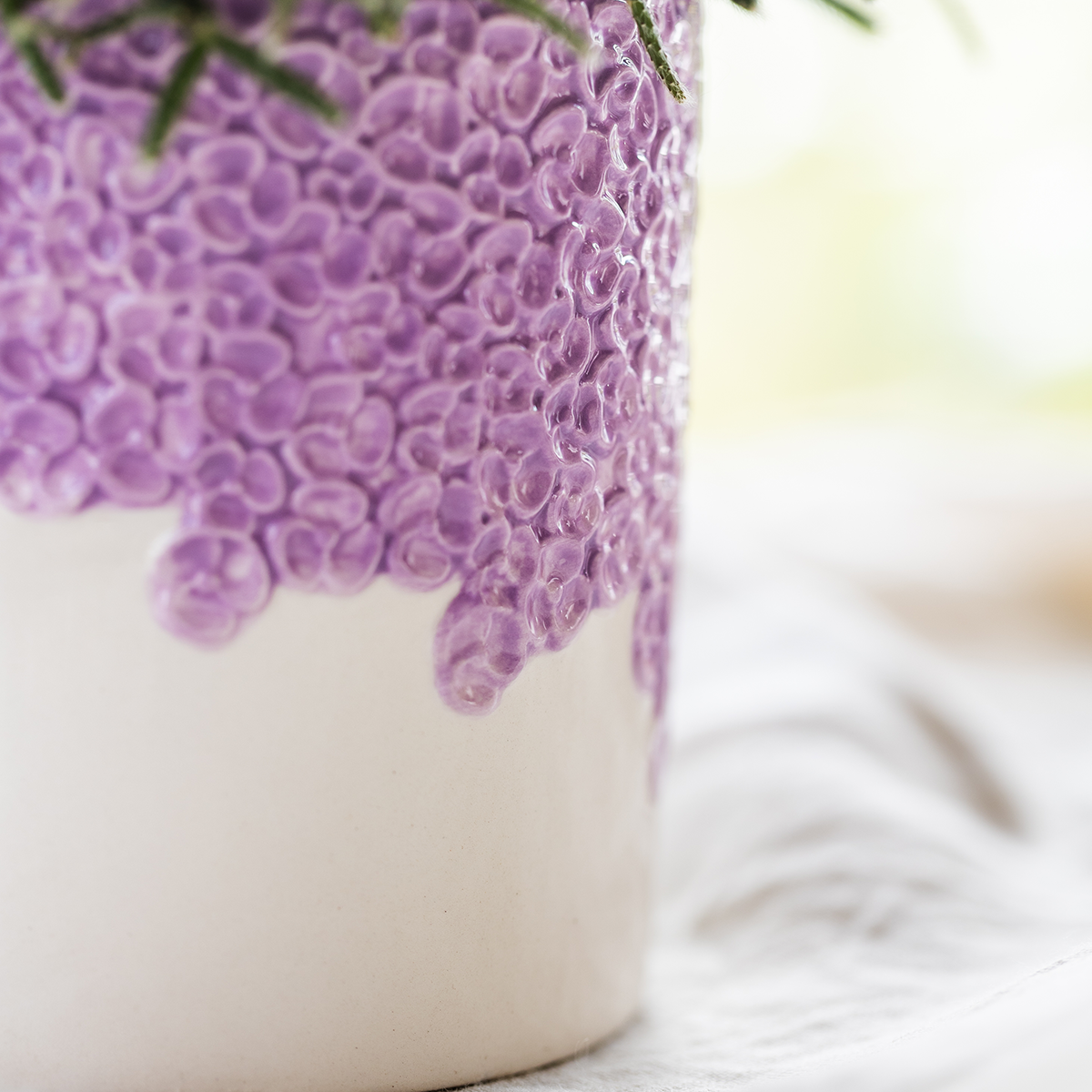 Lot de 3 cache-pots céramique en relief floral - violet (6, 9 et 12 cm)